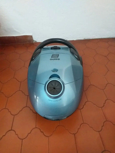 Electrodoméstico Para El Hogar. Aspiradora Sanyo. Impecable!, Compra y Venta