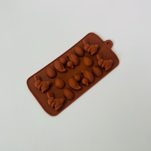 Molde De Silicona Para Chocolates Conejos Y Huevos De Pascua