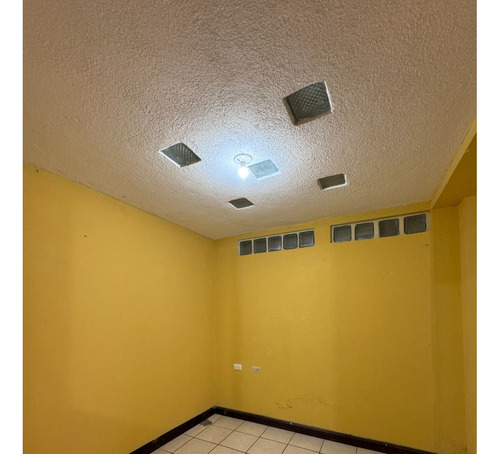 Casa En Venta En Residencial Privado En Zona 18 Guatemala - Imagen 2