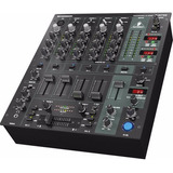 Behringer Mezcladora Pro Djx750