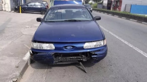 SUCATA FORD TAURUS 1995 (P/ RETIRADA DE PEÇAS)