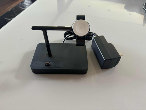 Belkin Charge Dock Para iPhone + Apple Watch Modelo F8j183