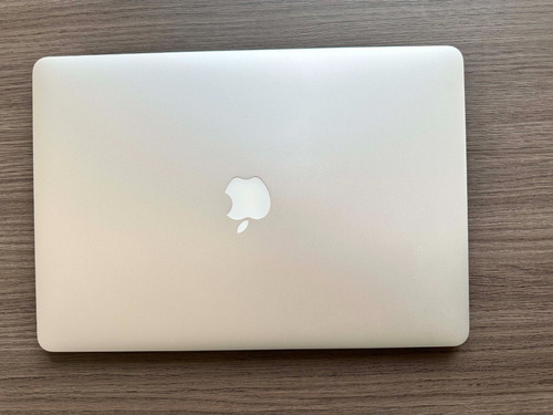 Macbook Pro (retina, 15-inch, Mid 2015) - 16gb, 1tb, 2.8 Ghz