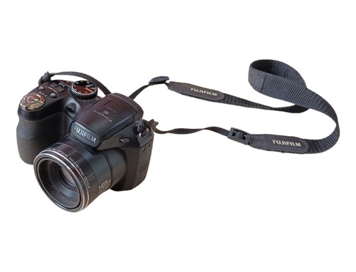 Câmera Fotográfica Fujifilm Fine Pix S Usada Para Revisar