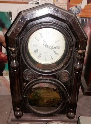Reloj Ocho Antiguo De Mesa Forma De Ocho Fines 1800 Caja.