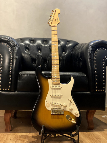 Fender Stratocaster 50th Anniversary American Deluxe Trocas
