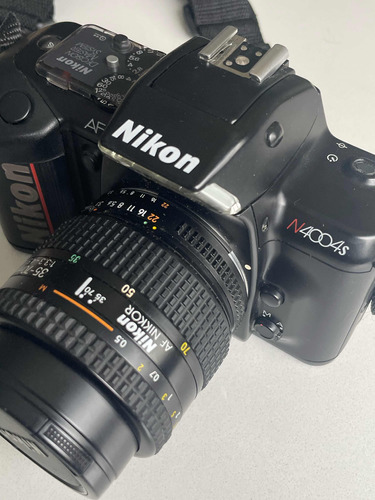 Câmera Nikon N4004s