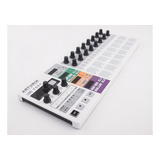 Controlador Arturia Beatstep Pro Secuenciador Midi