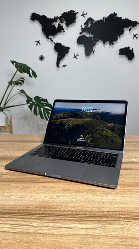 Macbook Pro A1989 2019 13.3  I5 8gb Touchbar