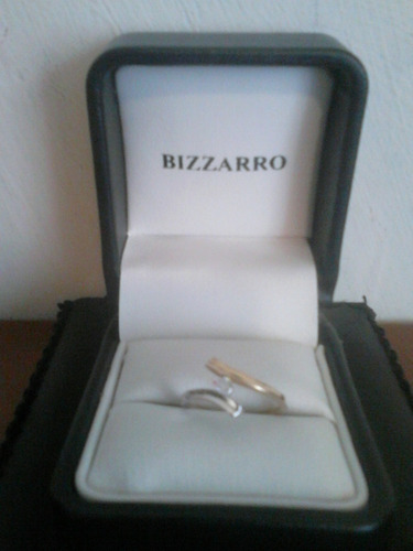 Anillo De Oro 14k Y Diamante. Bizarro Remato