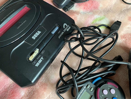 Mega Drive 2 Japonês Com 2 Controles