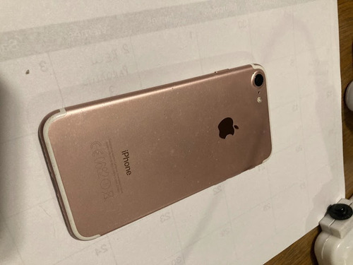  iPhone 7 32 Gb  Oro Rosa Usado 