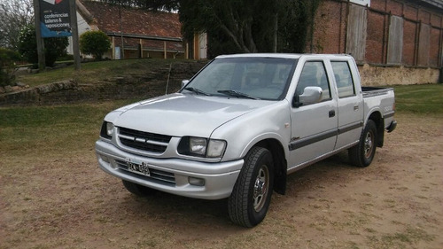 Isuzu Pick Up 2002 3.1 D/c Turbo Ls