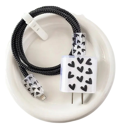 Protectores Para Cargador Y Cable iPhone Corazones Negros