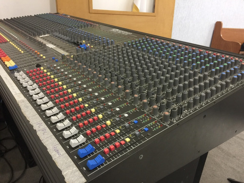 Mixer Ciclotron Cmc 40 Xlis | Analog, 10 Aux, Talkback, 100%