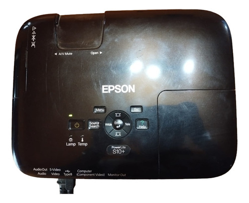 Proyector Epson S10+ Andando