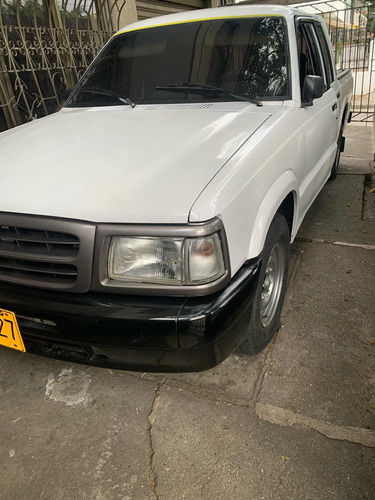 Mazda B2200 1997 2.2 B2200 4x2