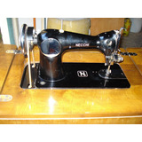 Maquina De Coser Antigua C/mueble Necchi Modelo N No Envio!!