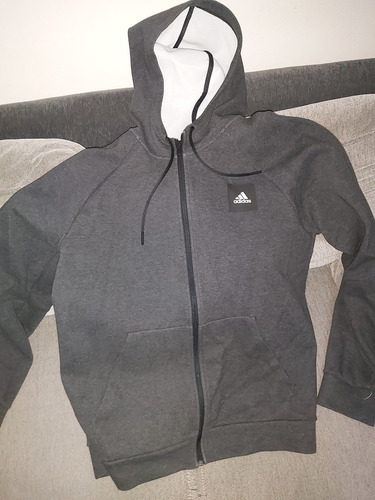 Campera adidas 