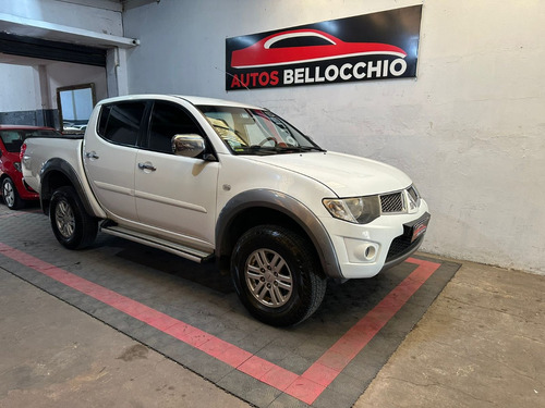 Mitsubishi L200 2.4 4x4 Año 2016 - Bellocchioautoslp