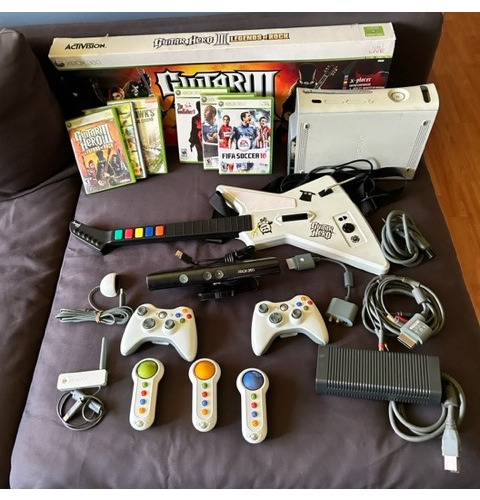 Xbox 360, 2 Controles, 6 Juegos