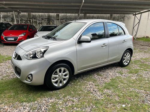 Nissan March 2015 1.6 Advance Media Tech 107cv