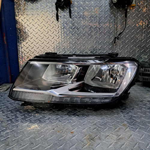 Faro Izquierdo Vw Tiguan 2018 2019 Tira Led Original