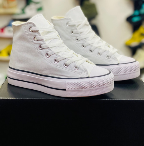 Tenis Para Dama Converse Chuck Taylor Plataforma Blanco Lona