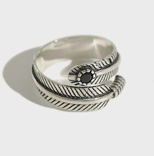 Anillo Hombre O Mujer Diseño Pluma. Gran Calidad