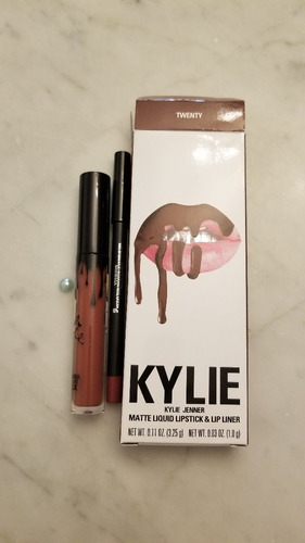 Kylie Lipkit By Kylie Jenner  