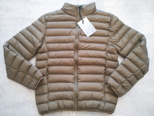 Campera Ultraliviana Simil Pluma Importada