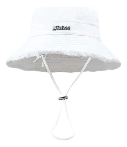 Adapta Al Sombrero De Pescador Largo Jacquemus Buckethat A