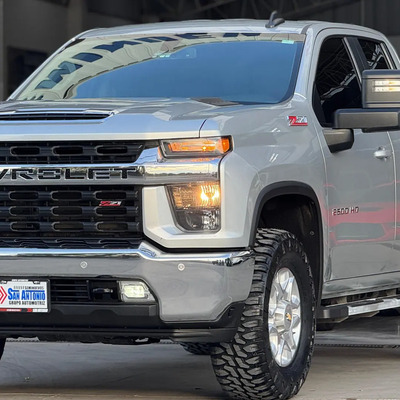 Chevrolet Silverado 6.6 4x4 Cabina y media | MercadoLibre
