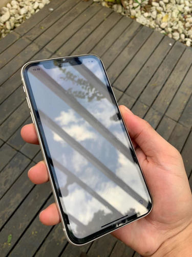 iPhone XR - 128gb