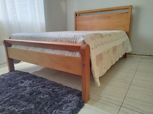 Cama Casal Padrão + 2 Mesas De Cabeceira Madeira Peroba Rosa