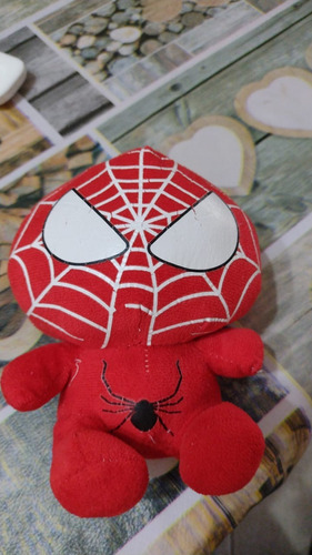 Peluche De Spiderman