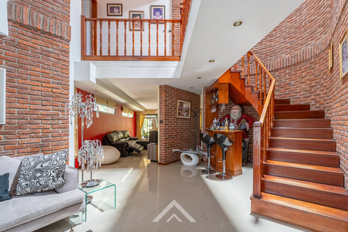 Venta Exclusiva Casa 3 Dormitorios En El Prado - 2 Plantas - Barbacoa - Piscina - Padrón Único - Segunda Vivienda Independiente - Apta Banco! - Imagen 2