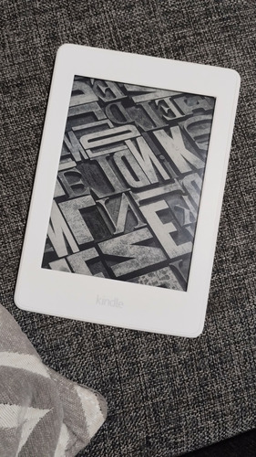 Amazon Kindle Paperwhite 7ma Gen C/ Luz Wifi Color Blanco