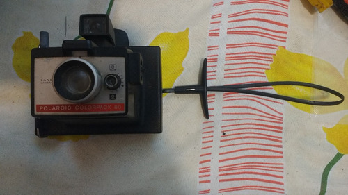 Câmera Polaroid Modelo  Colorpack 80