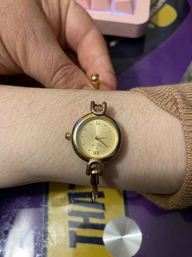 Fino Reloj Y Único En Su Diseño Clyda De Dama