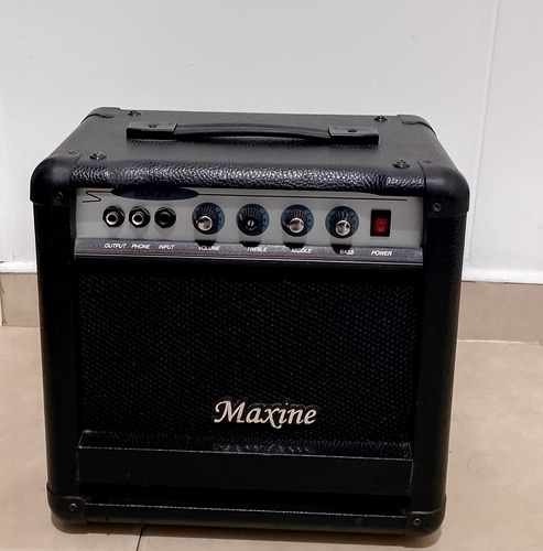 Amplificador Maxine 110v - 120v