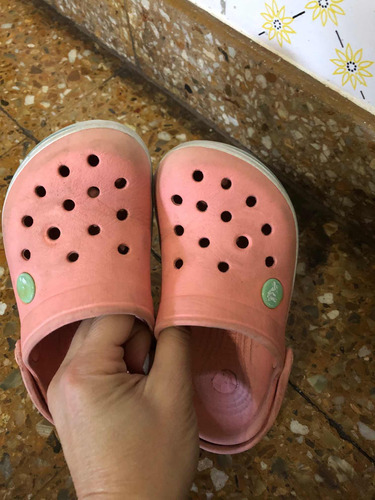 Crocs Talle 10-11 Usadas Nena