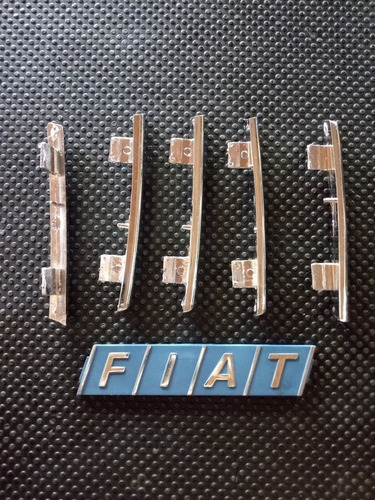 Emblema Parrilla Fiat Foto 5