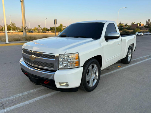 Chevrolet Silverado 2011 J Pickup Silverado 2500 Cab Reg Mt