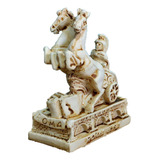 Carro De Caballo Con Figura De Escultura De Soldado Romano