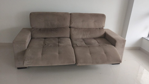 Sofa Komfort House Usado Retratil E Reclinável (cabeça)