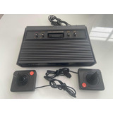Videogame Clássico Atari 2600 Com 2 Controles