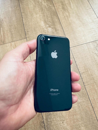 iPhone 8 64gb