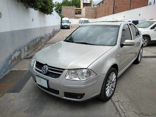 Volkswagen Bora 1.8t Cuero Tiptronic