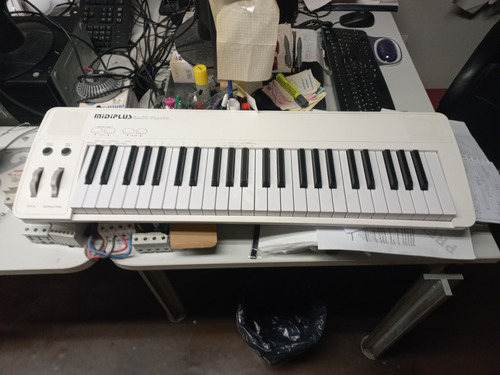 Vendo Órgano Midiplus Easy Piano 